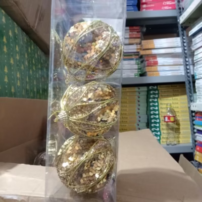 Bolas x3 15cm con diseño dorado