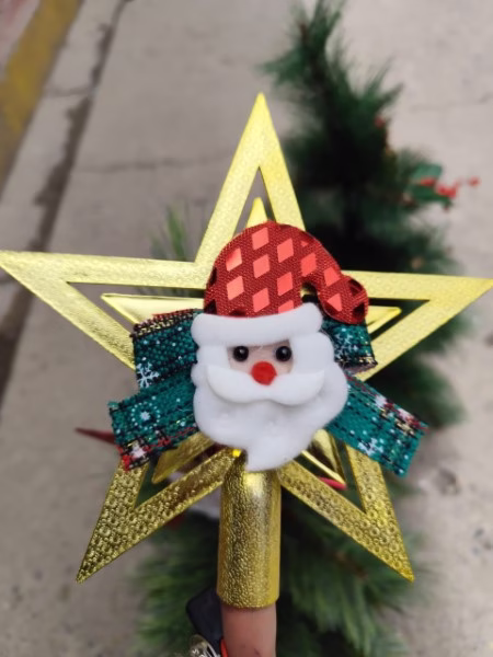 Estrella económica dorado