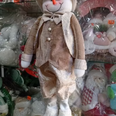 Patilarga muñeco de nieve marrón