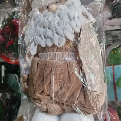 Patilarga papa noel marrón